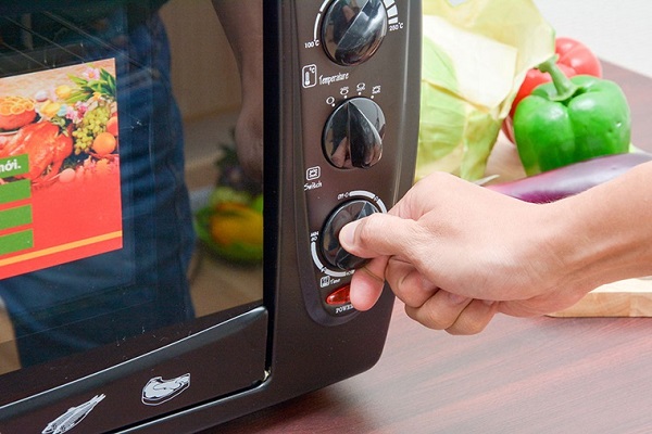 núm vặn bị hỏng