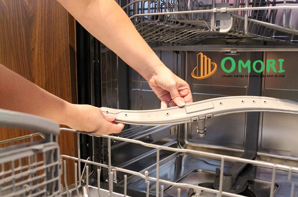 máy rửa bát không sạch