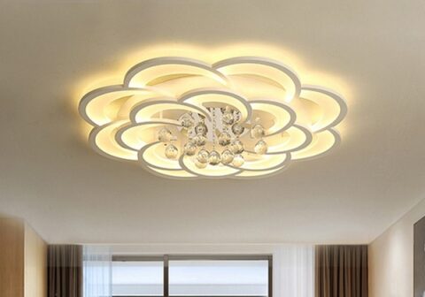 đèn mâm ốp trần