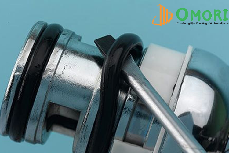 nguyen-nhan-va-cach-khac-phuc-khi-voi-rua-bat-bi-ri-nuoc-3